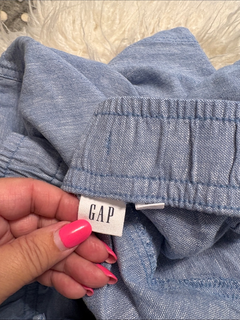 GAP chambray shorts. - Picture 6 of 9